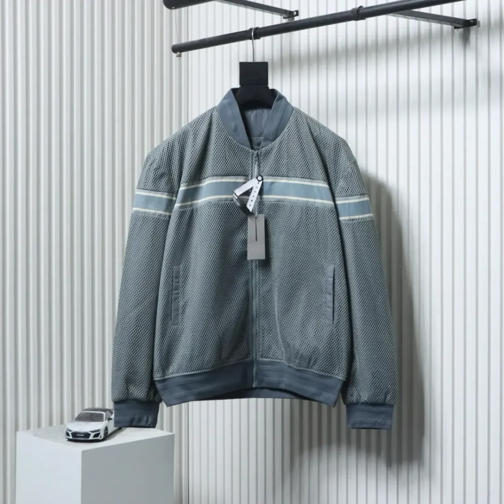 Baseballjacke aus Mesh-Gewebe – Bild 12
