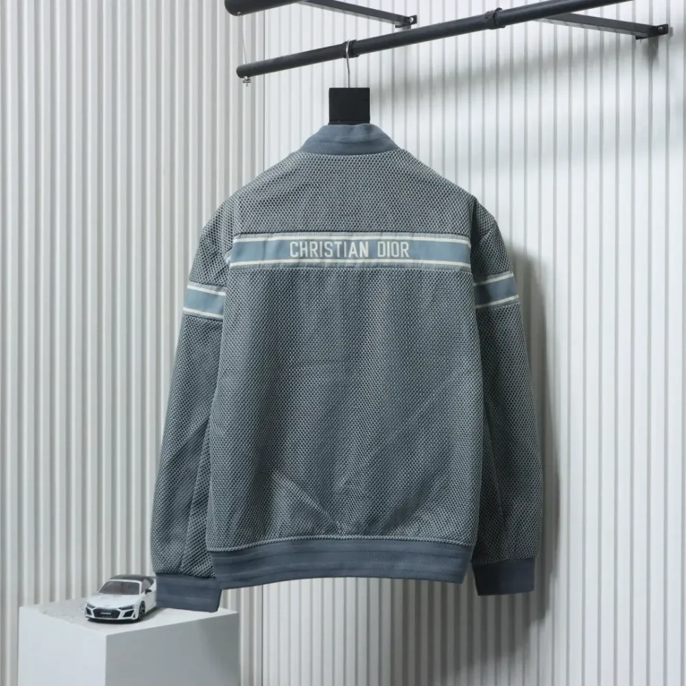Baseballjacke aus Mesh-Gewebe – Bild 13