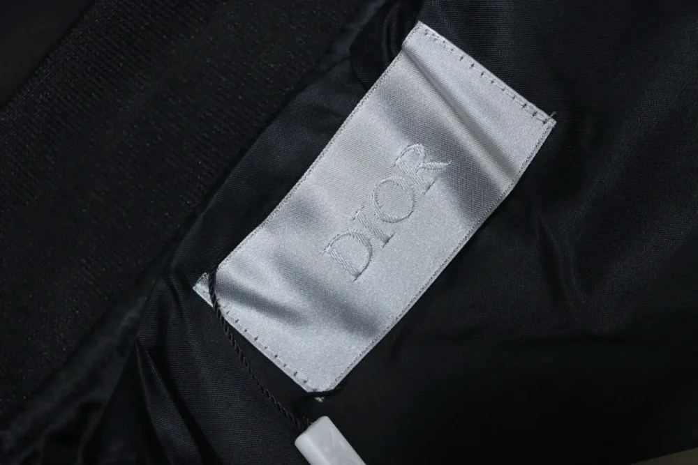 Bomberjacke mit floralem Logo-Stickerei – Bild 10