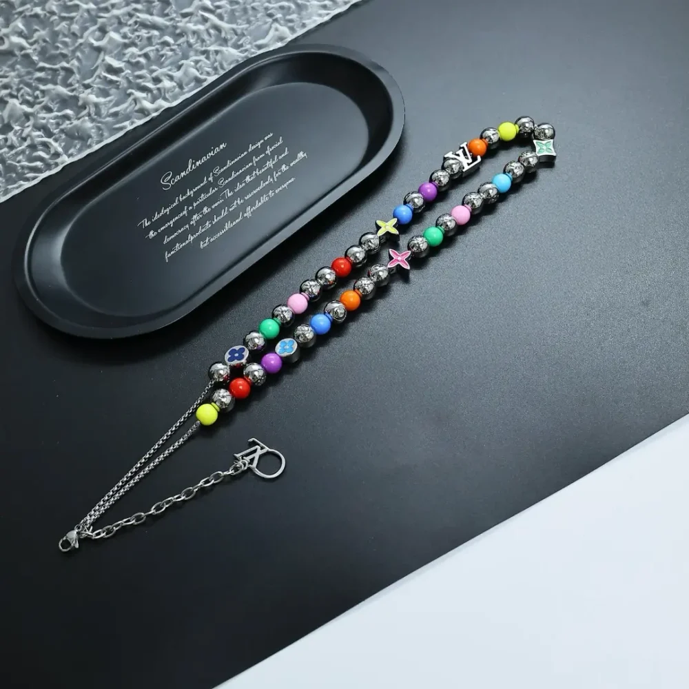 Bunte Perlenkette mit Karabinerverschluss