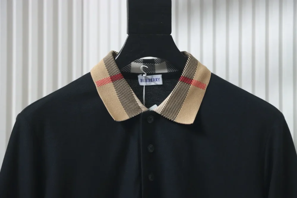 Burberry Langärmliges Poloshirt mit kariertem Revers XXL – Bild 4