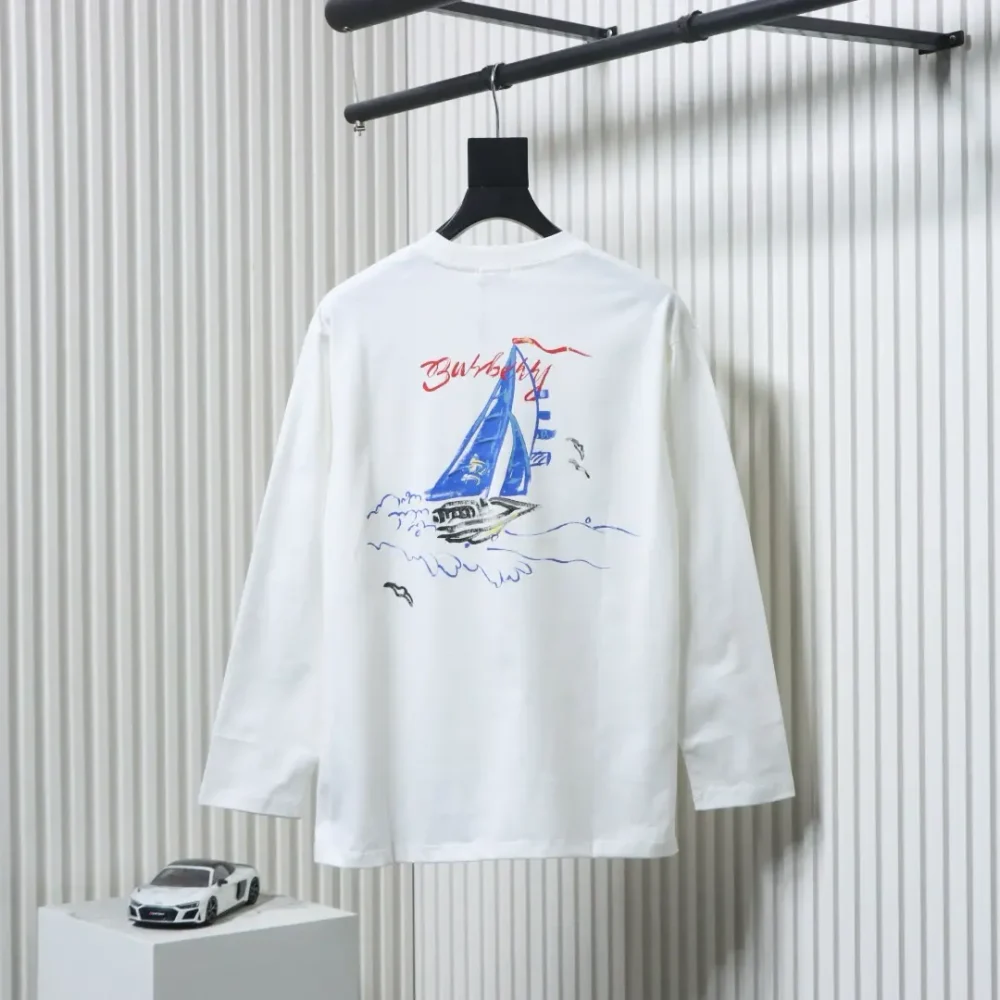 Burberry Langärmliges T-Shirt mit Segelboot-Buchstaben-Print – Bild 2