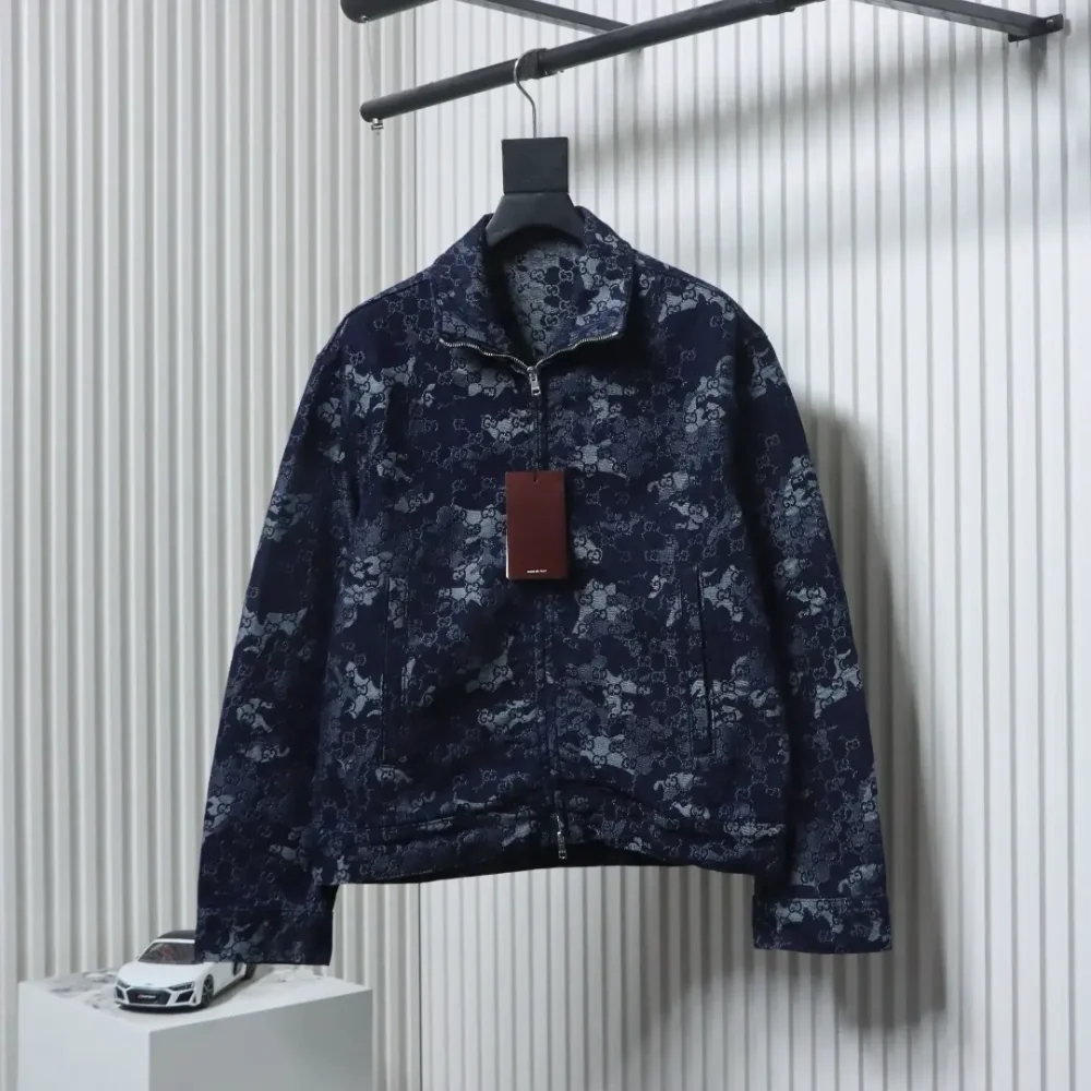 Camouflage-Allover-Jacquard-Jeansjacke