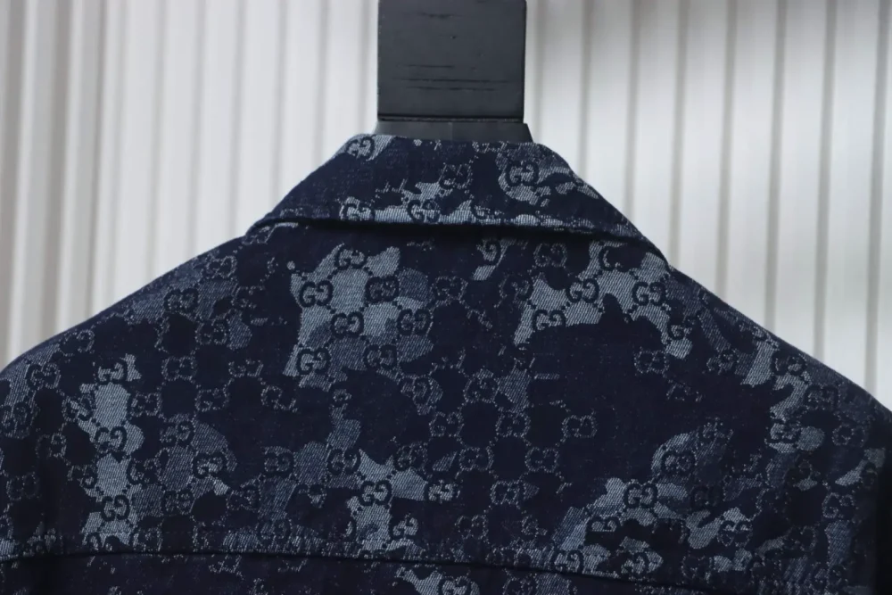 Camouflage-Allover-Jacquard-Jeansjacke – Bild 4