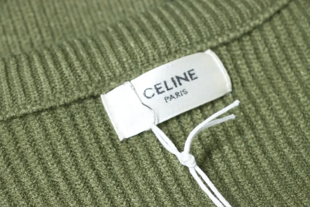 Celine-Pullover mit Rundhalsausschnitt und Logo-Aufnäher auf der Brust – Bild 9