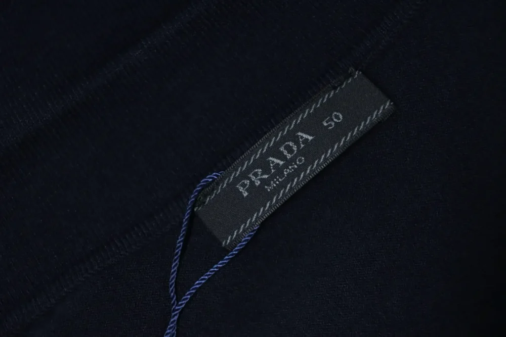 Embroidered half-zip knitted long-sleeved polo shirt – Bild 8