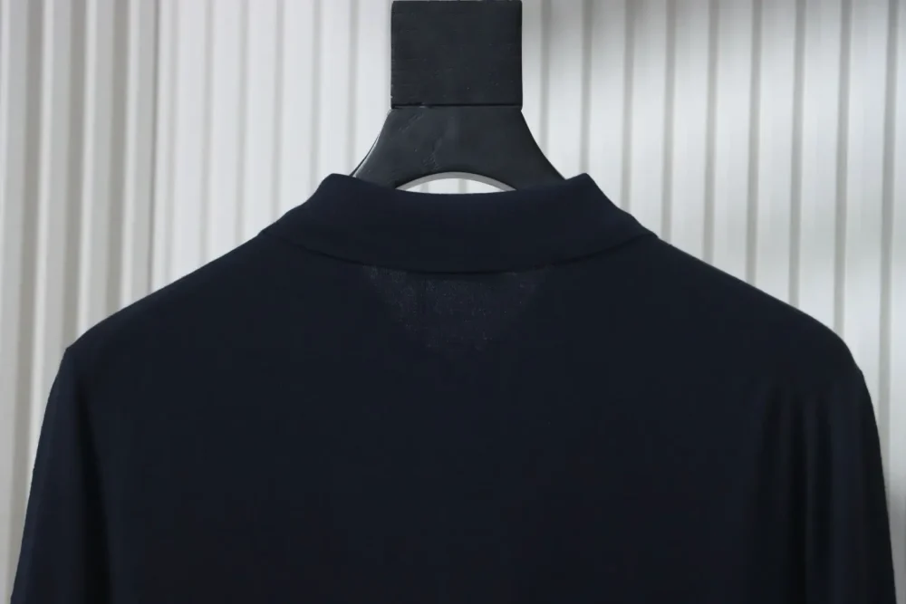 Embroidered half-zip knitted long-sleeved polo shirt – Bild 4