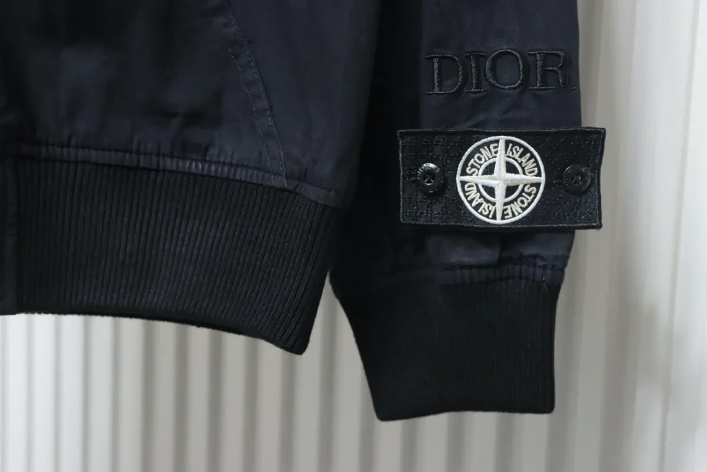 Embroidered lettering hooded windbreaker – Bild 28