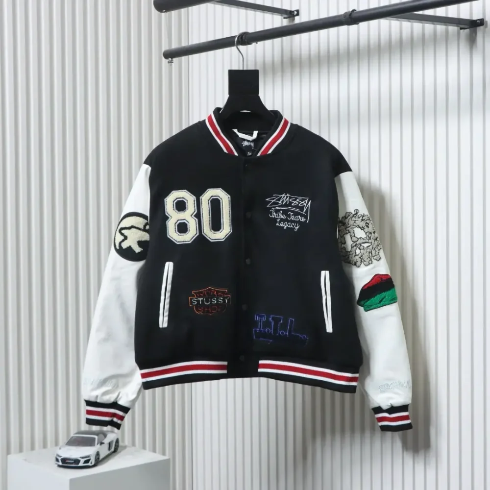 Gesteppte Baseballjacke aus der Zusammenarbeit von Dries Van Noten und Stussy