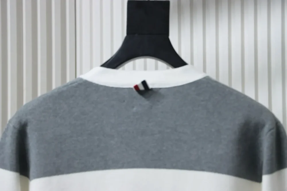 HOM BROWNE TB Thom Browne 25FW wide stripe knitted sweater cardigan – Bild 4