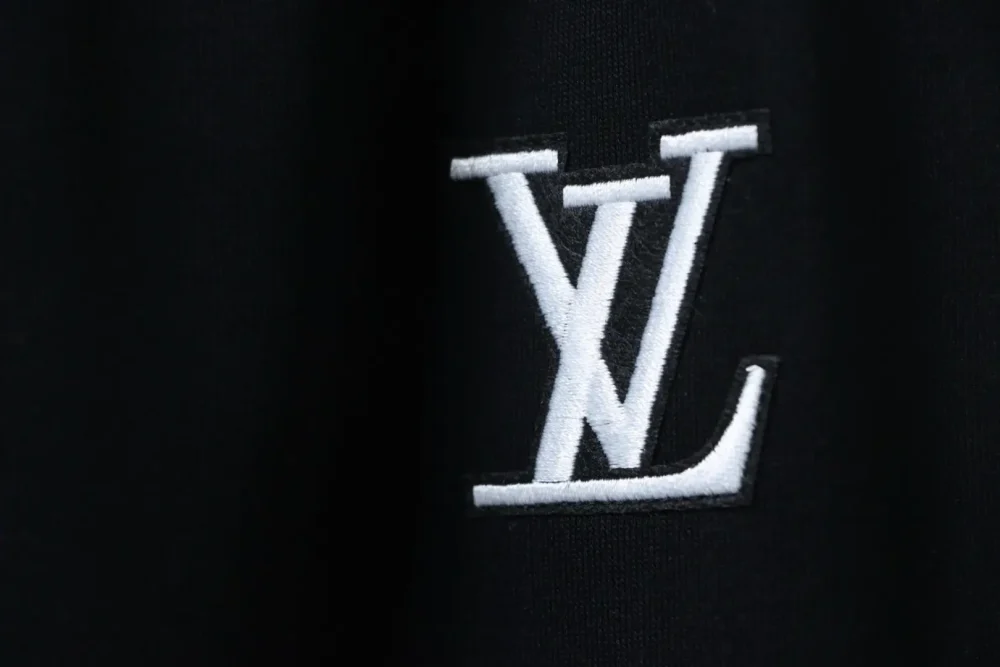Hose mit kleinem Logo-Stickerei – Bild 4