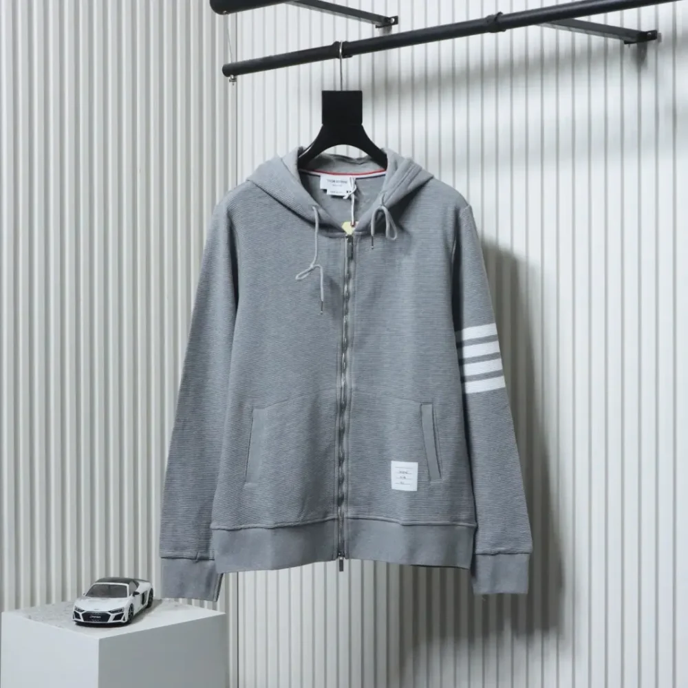 Jacke mit Reißverschluss und Waffelstruktur in Wasserwellenoptik – Bild 12