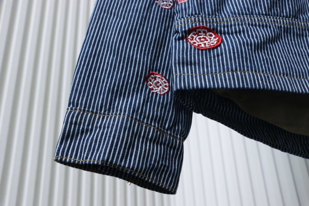 Jeansjacke mit Kirschblütenstreifen – Bild 6