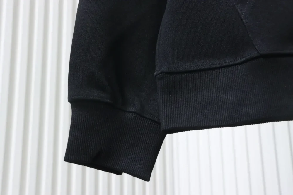 Kapuzensweatshirt mit Dreieckslogo und falscher Reißverschlusstasche XXL – Bild 5