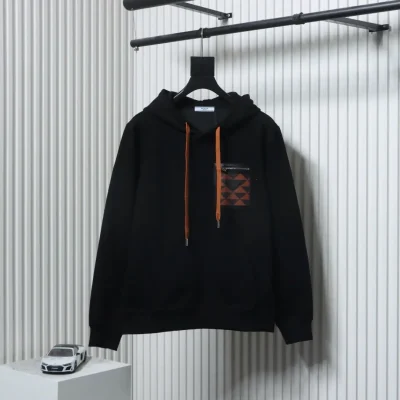 Kapuzensweatshirt mit Dreieckslogo und falscher Reißverschlusstasche