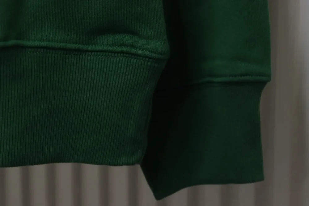 Kapuzensweatshirt mit Ledertaschen und geprägtem Brustlogo – Bild 5