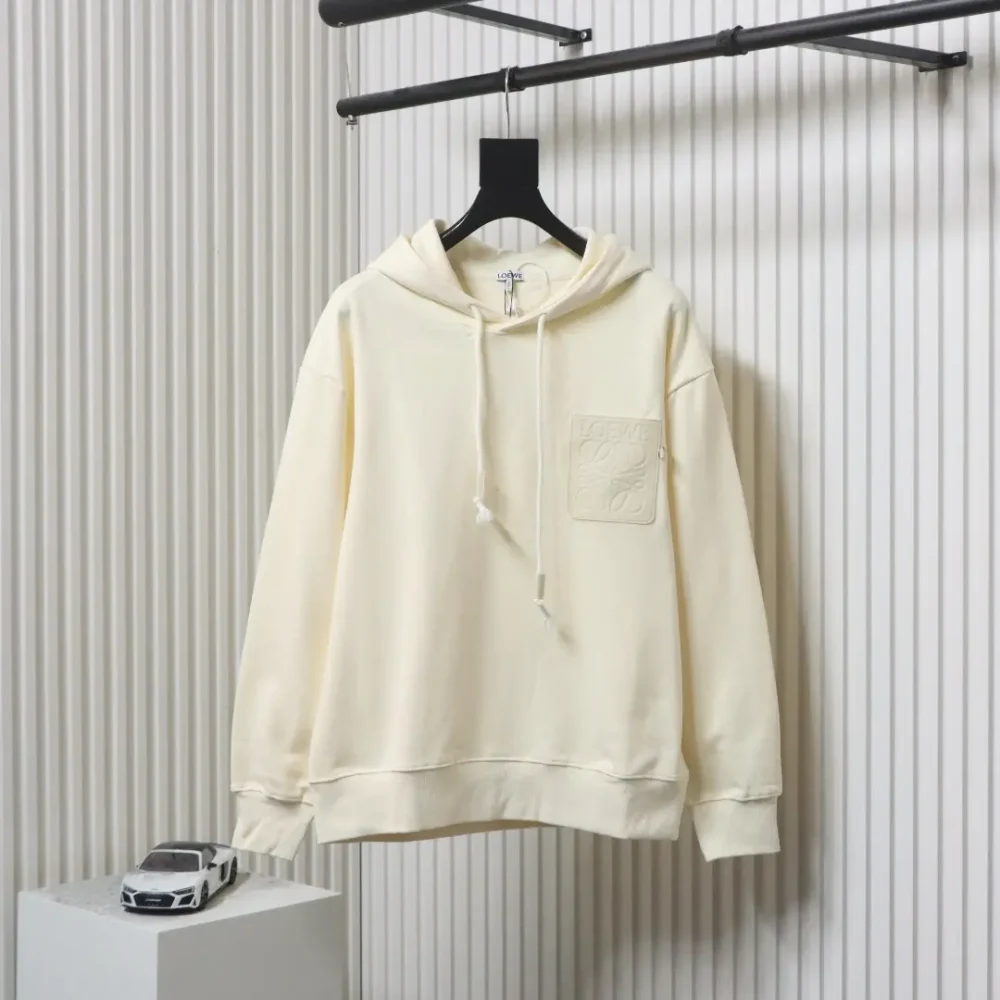 Kapuzensweatshirt mit Ledertaschen und geprägtem Brustlogo – Bild 15
