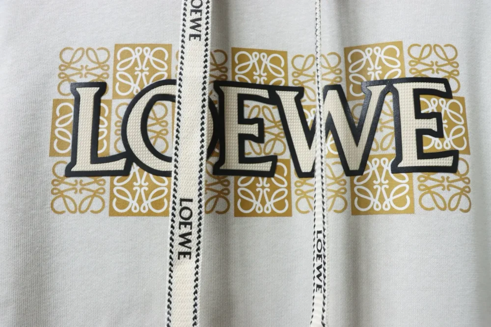 Kapuzensweatshirt mit ausgehöhltem, laminiertem Schriftzug XXL – Bild 14