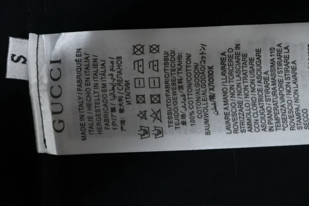 Kurzarm-T-Shirt mit beflocktem Schriftzug – Bild 10
