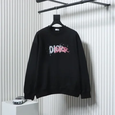 Kurzes Sweatshirt mit Rundhalsausschnitt und handbemaltem Graffiti-Tintenspritzer-Buchstabendruck