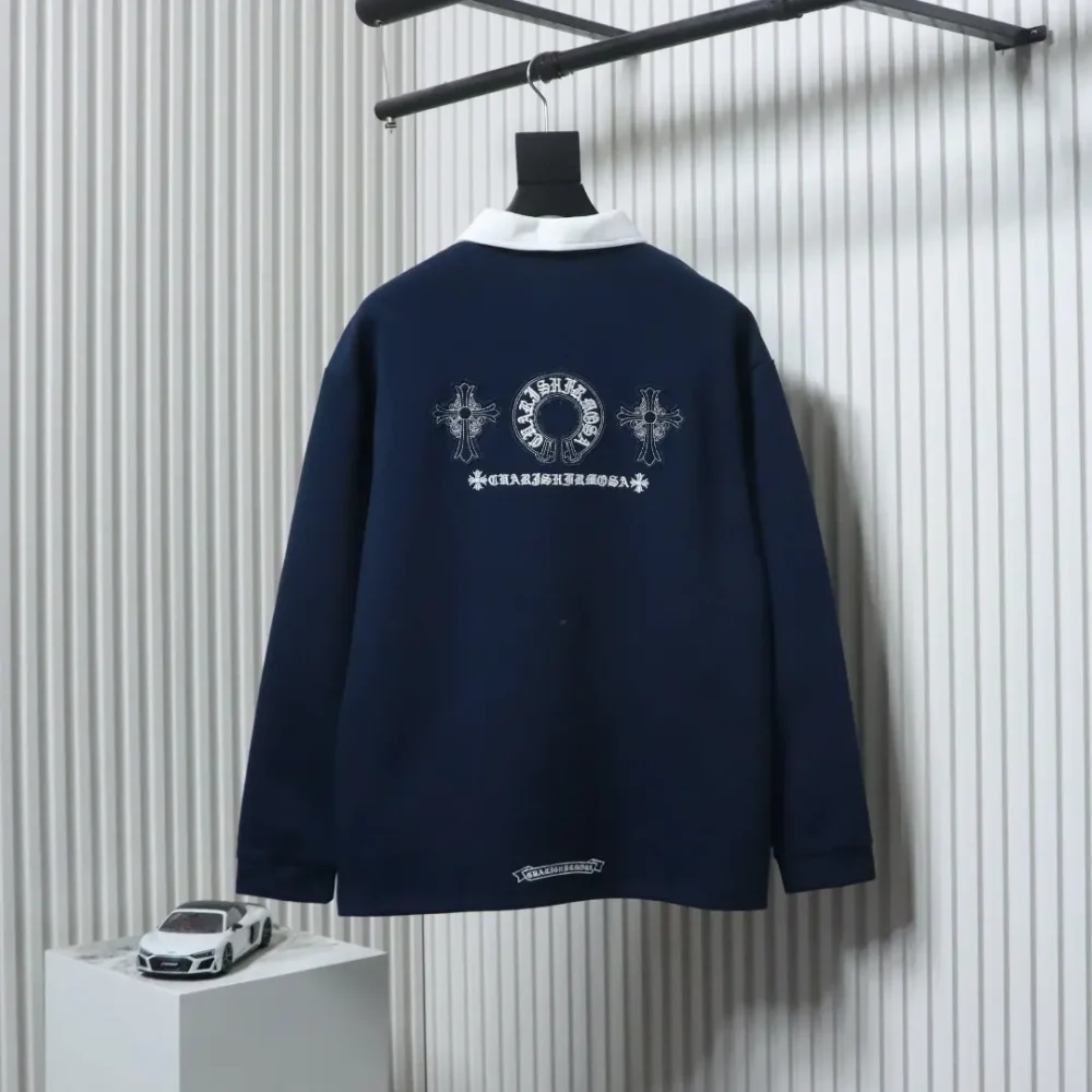 Langärmliges Poloshirt mit CH-Kreuzstickerei am Revers – Bild 12