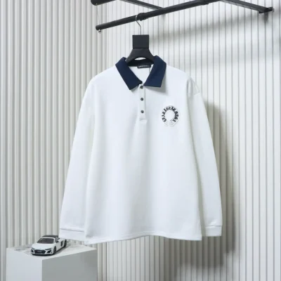 Langärmliges Poloshirt mit CH-Kreuzstickerei am Revers