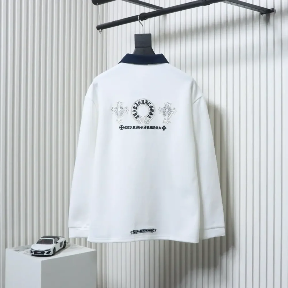 Langärmliges Poloshirt mit CH-Kreuzstickerei am Revers – Bild 2