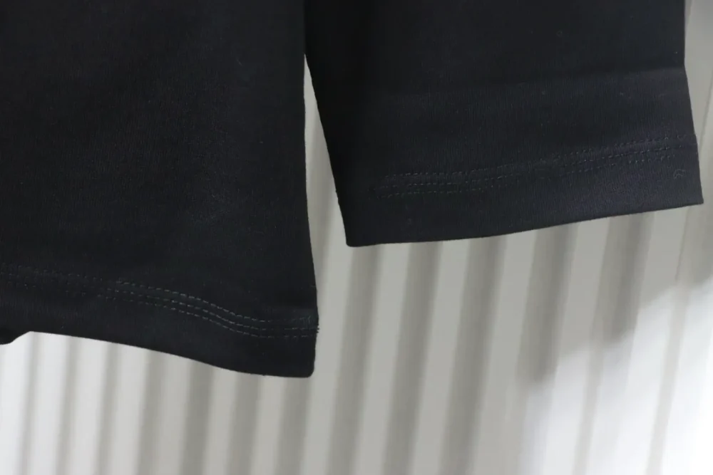 Langärmliges T-Shirt mit aufgesticktem Burberry-Signaturlogo – Bild 7