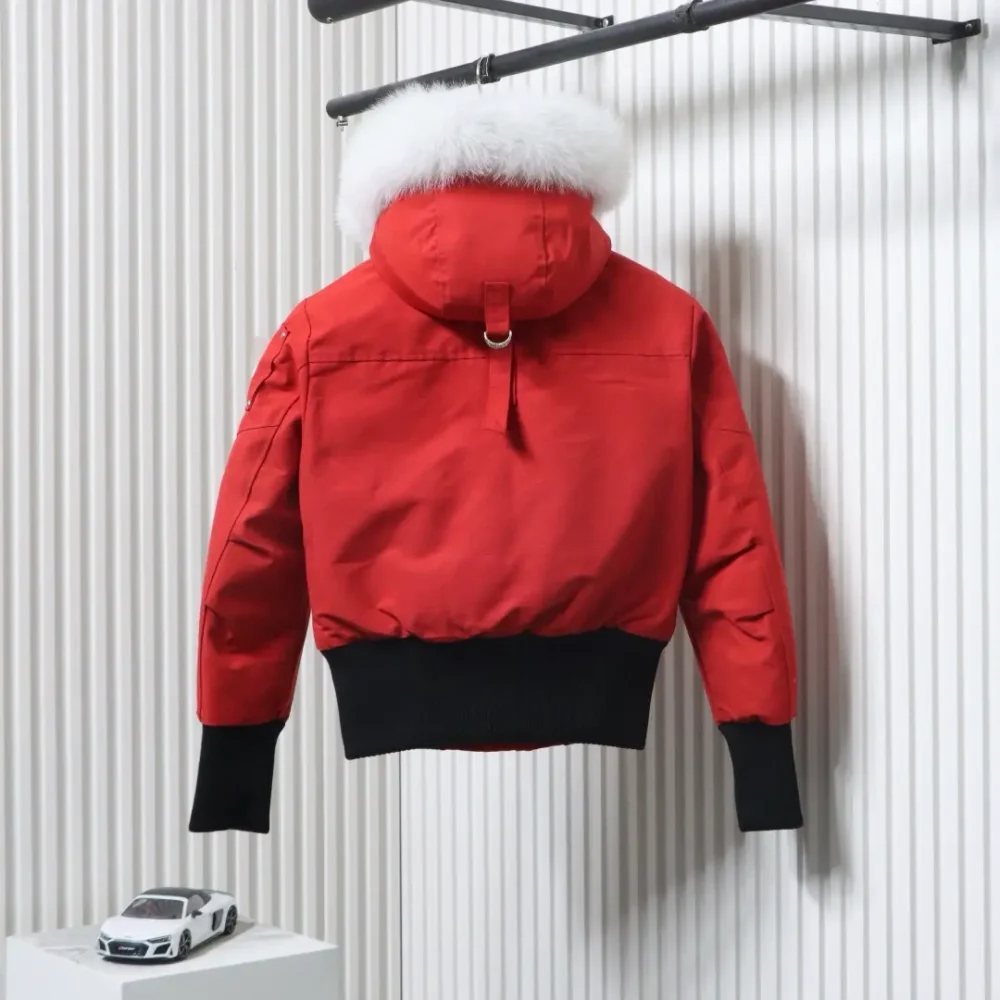 M00se knuck1es klassische Damen Daunenjacke mit Brustfellball – Bild 2