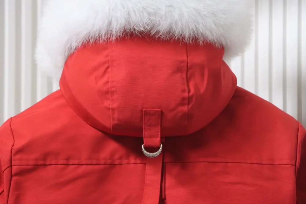 M00se knuck1es klassische Damen Daunenjacke mit Brustfellball – Bild 4