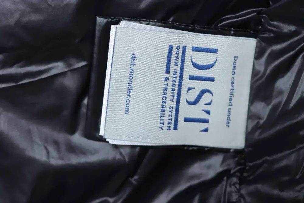 Matte Weste mit kleinem Logo – Bild 11