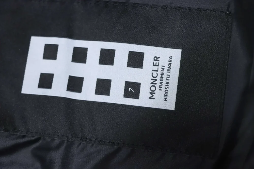 Moncler Co-Branding-Kapuzenweste Fujiwara Hiroshi – Bild 9