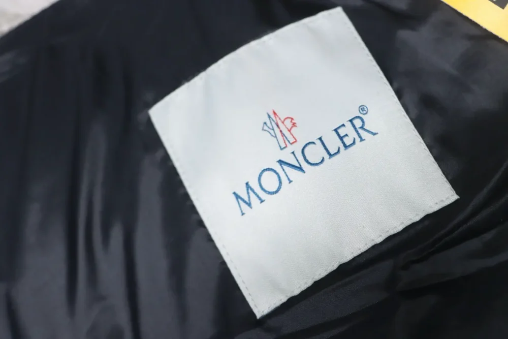 Moncler Co-Branding-Kapuzenweste Fujiwara Hiroshi – Bild 10