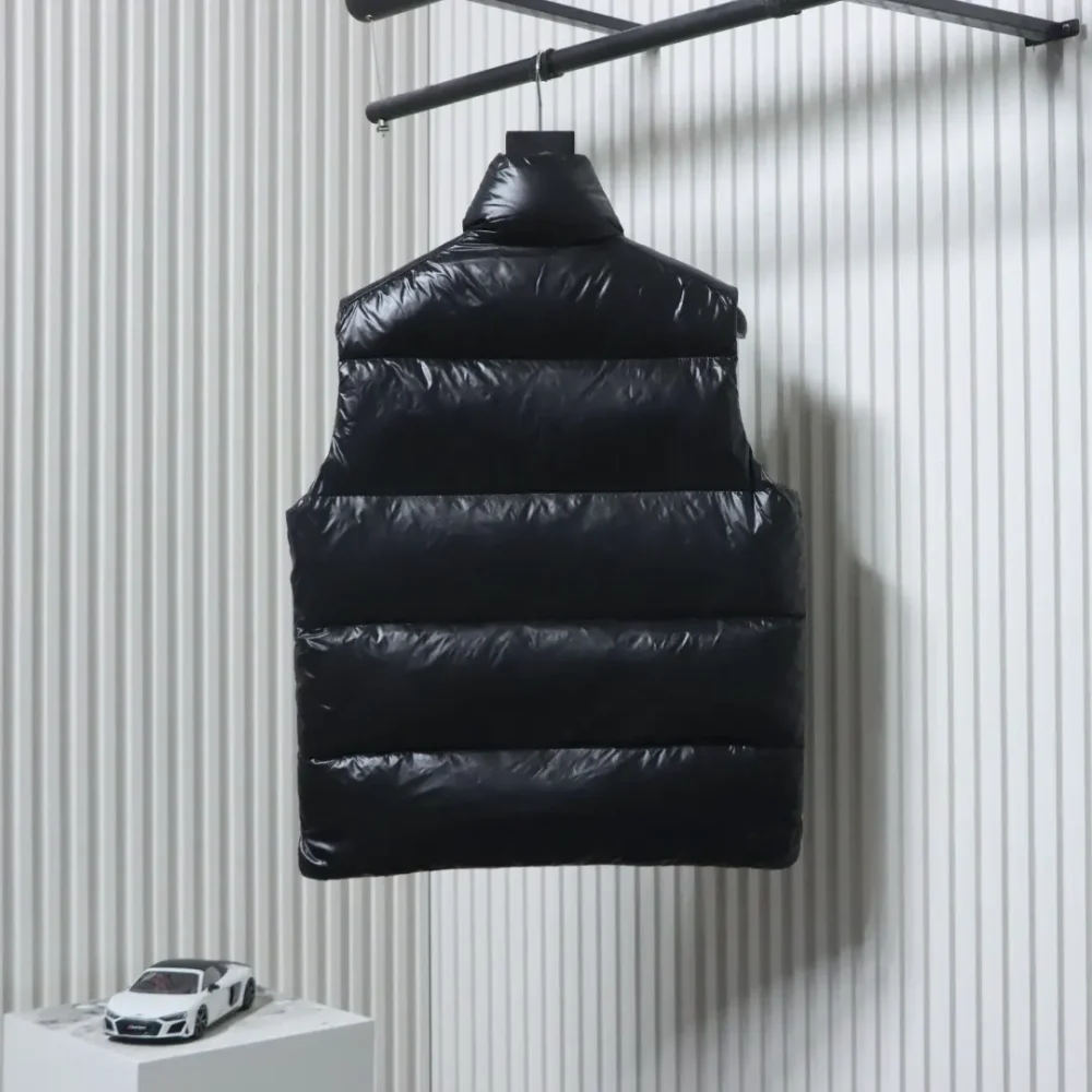 Moncler Karoweste im Colorblock-Design in glänzendem Schwarz – Bild 2