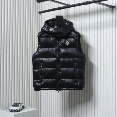 Moncler Maya Kapuzenweste glänzend