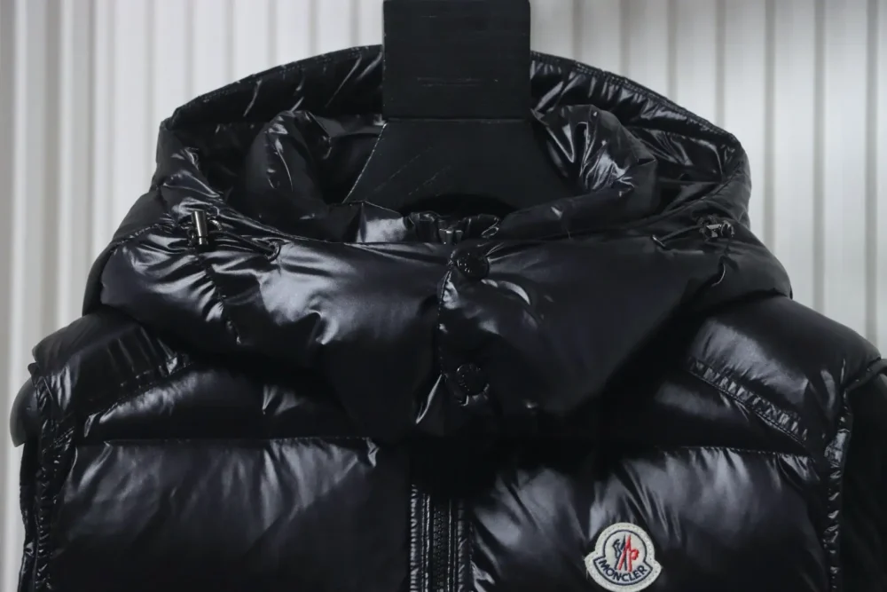Moncler Maya Kapuzenweste glänzend – Bild 3