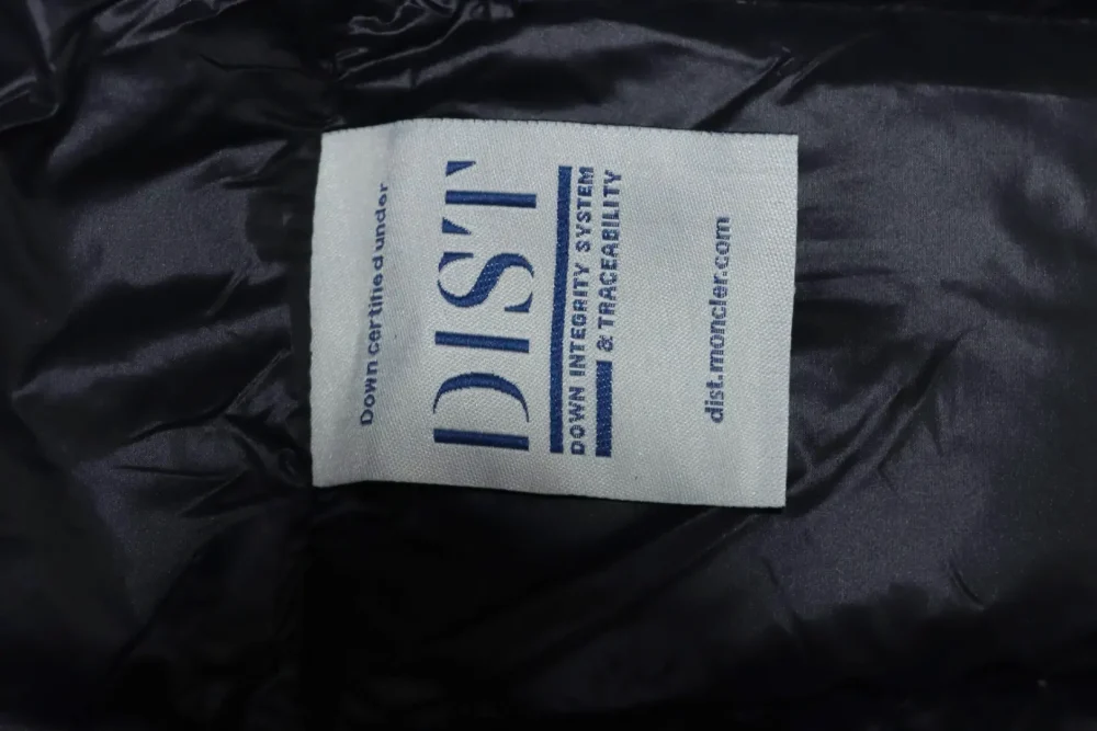 Moncler Web-Kapuzenweste mit Schriftzug – Bild 10