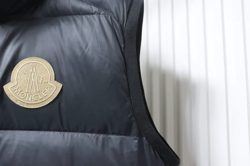 Moncler limitierte Auflage Logo blau Fat Man Weste – Bild 7