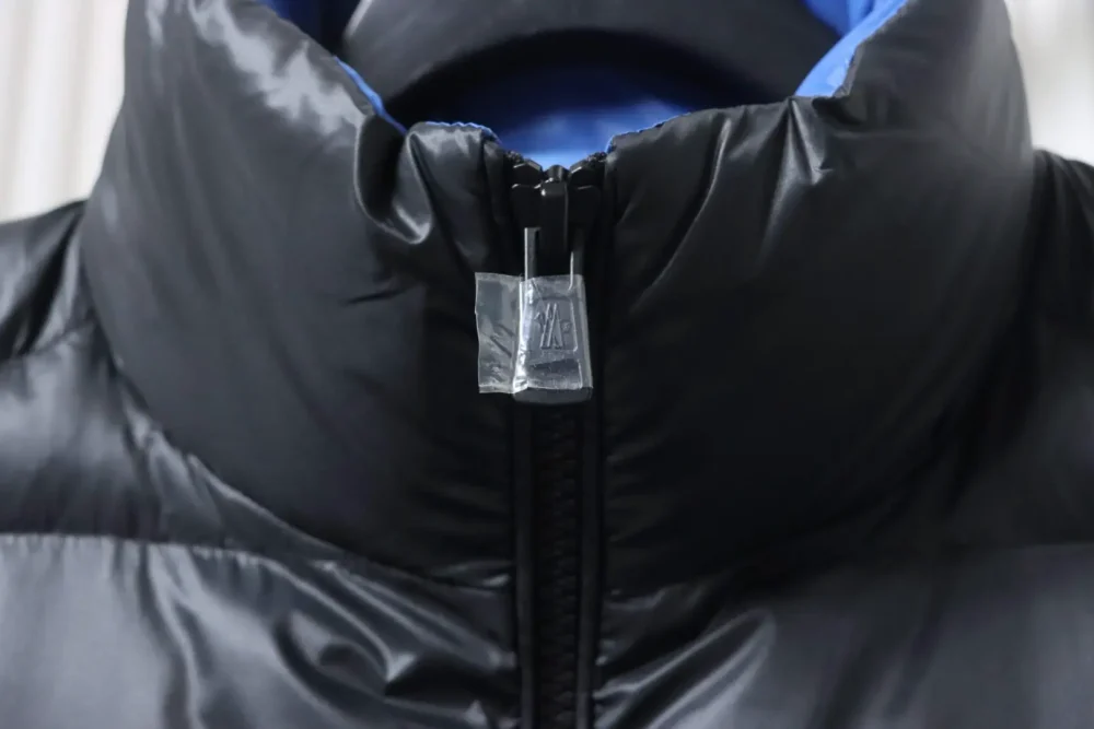 Moncler limitierte Auflage Logo blau Fat Man Weste – Bild 5