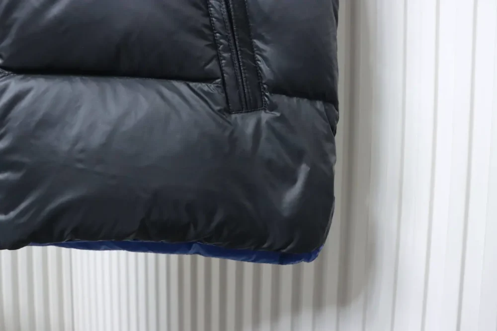 Moncler limitierte Auflage Logo blau Fat Man Weste – Bild 6