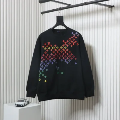 Monogram gradient print crew neck sweatshirt