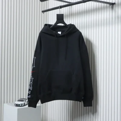 NIKE x SUP.R1EME Kapuzensweatshirt mit Gelenkarmstickerei