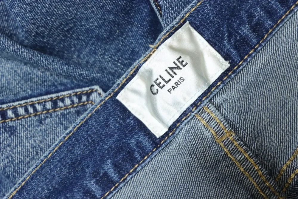 Neue Jeanshose mit Messerschnitt von Celine – Bild 7