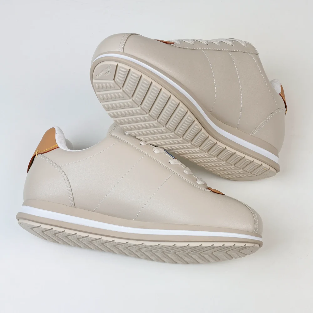 Nigo Buttersoft Low-Top-Sneaker mit runder Zehenpartie und Schnürung Beige – Bild 8