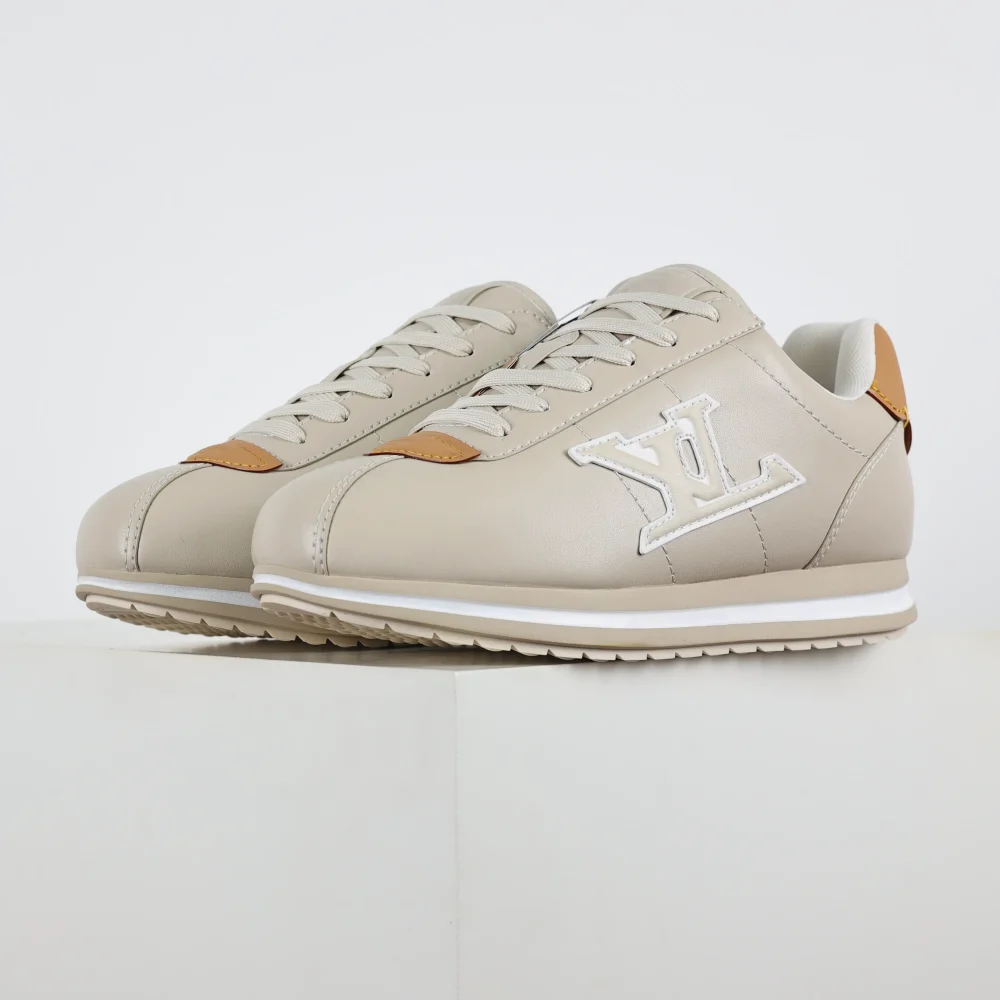 Nigo Buttersoft Low-Top-Sneaker mit runder Zehenpartie und Schnürung Beige – Bild 3
