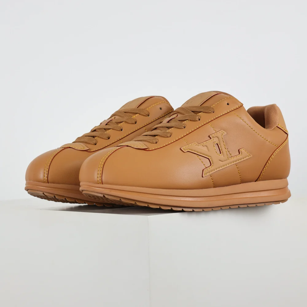 Nigo Buttersoft Low-Top-Sneaker mit runder Zehenpartie und Schnürung Braun – Bild 3