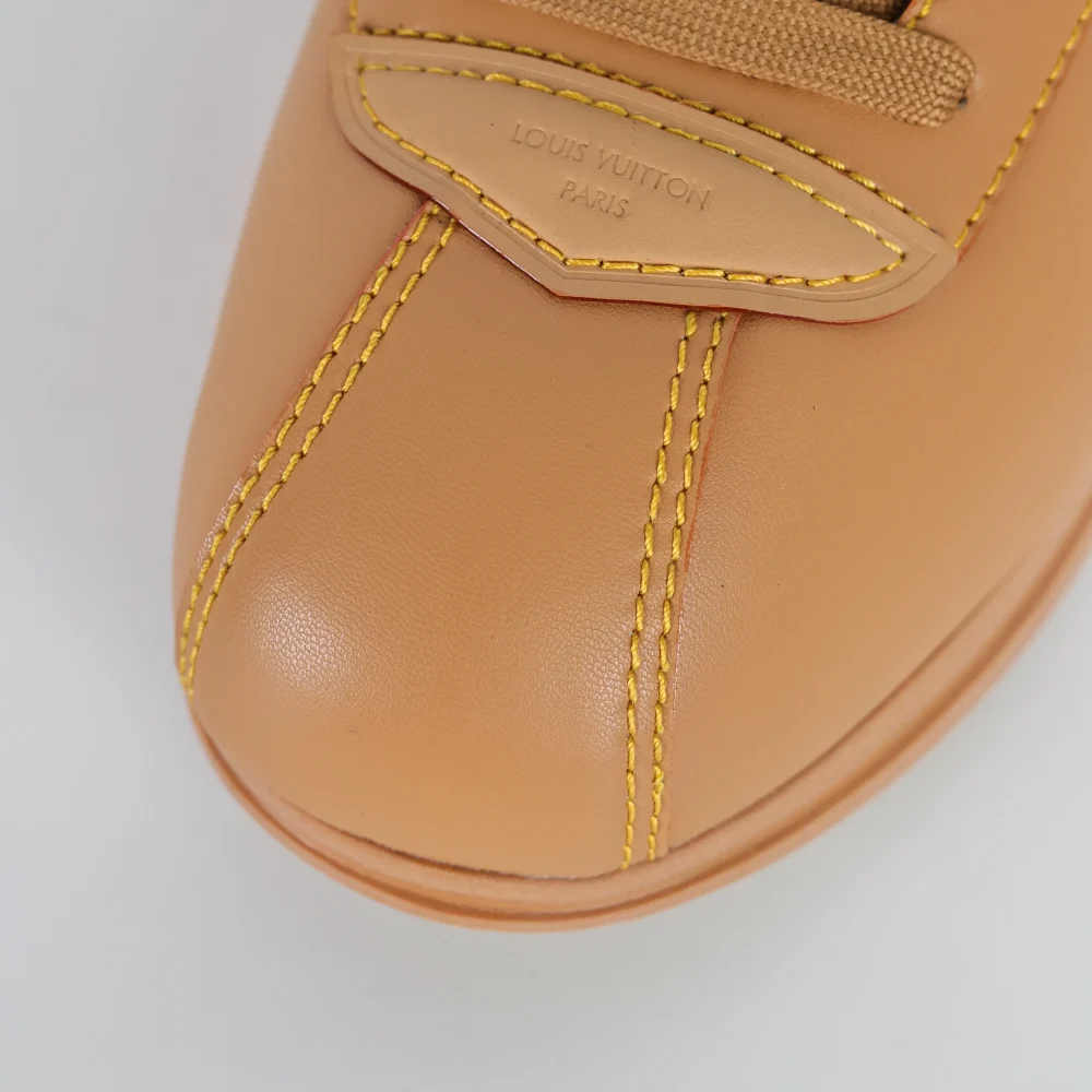 Nigo Buttersoft Low-Top-Sneaker mit runder Zehenpartie und Schnürung Braun – Bild 11