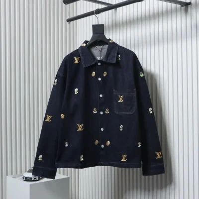 Einreihige Jeansjacke mit Revers und gesticktem Buchstabenmuster