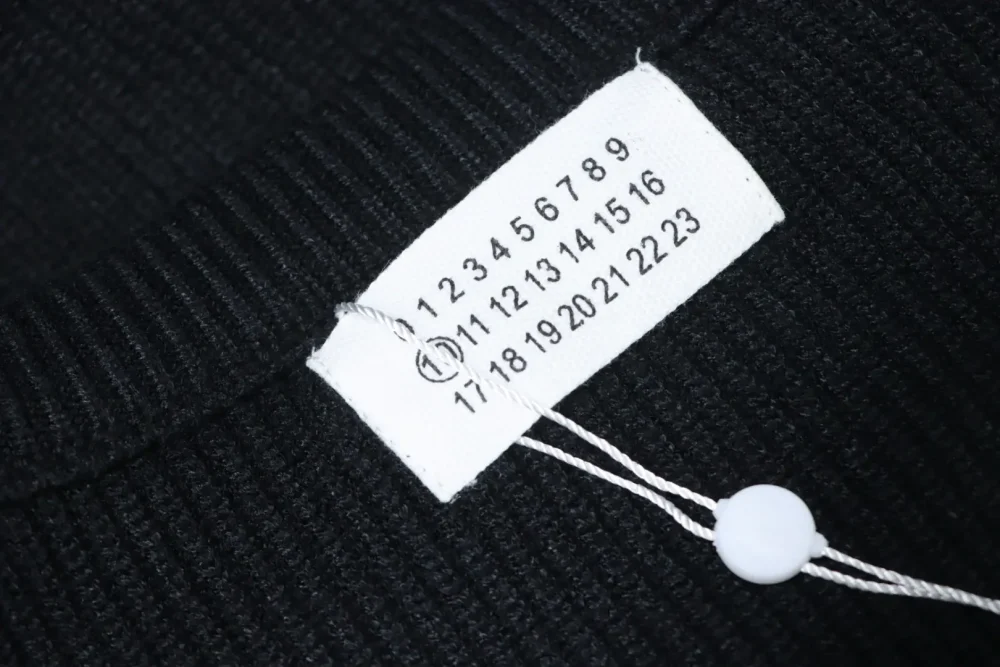 Pullover mit Rundhalsausschnitt und Logo von Margiela – Bild 10