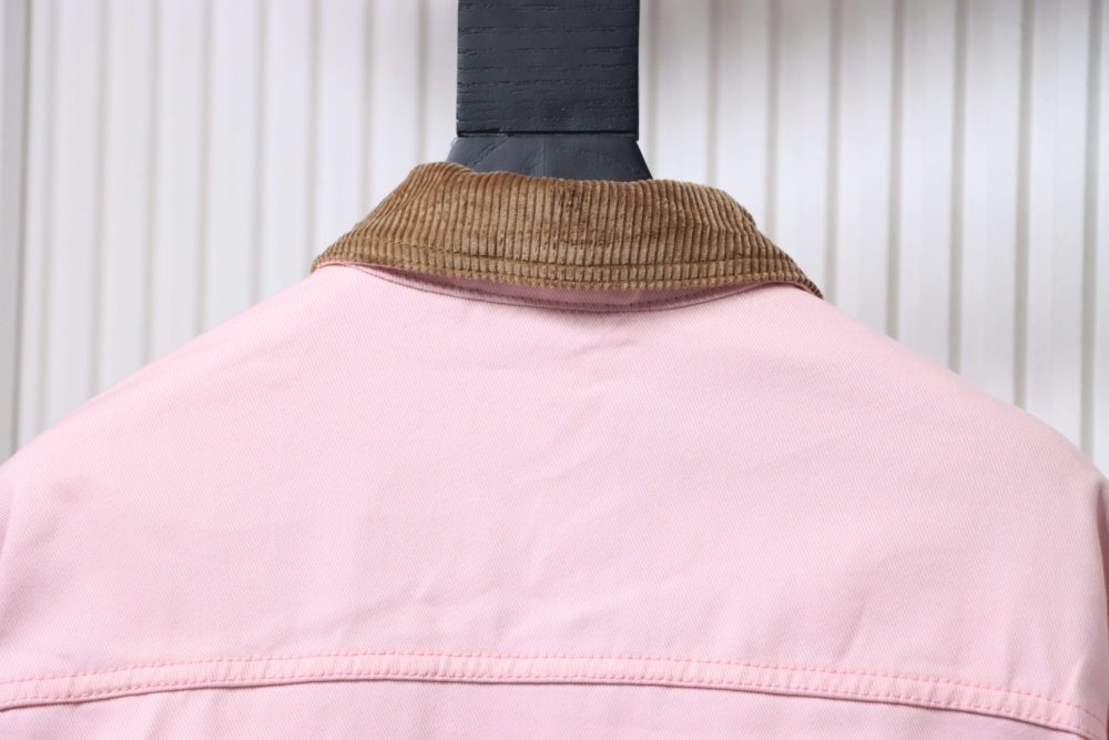 Rosafarbene, langärmelige Arbeitsjacke mit Revers – Bild 4